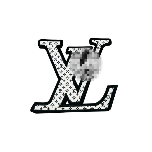 Lou** V White Leather Large Patch