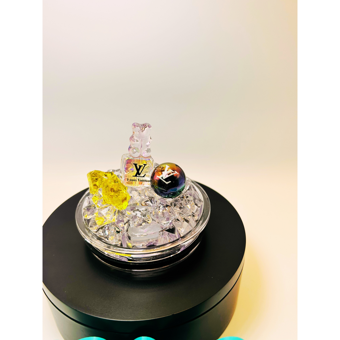 20oz Luxury Rhinestone Tumbler Set | Iced Charmed Topper & Matching Coin Purse | Designer-Inspired