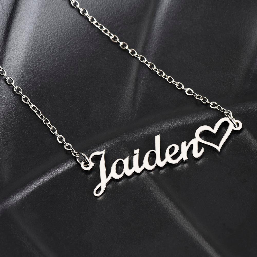 "Heartfelt Names: Custom Name Necklace with Heart"