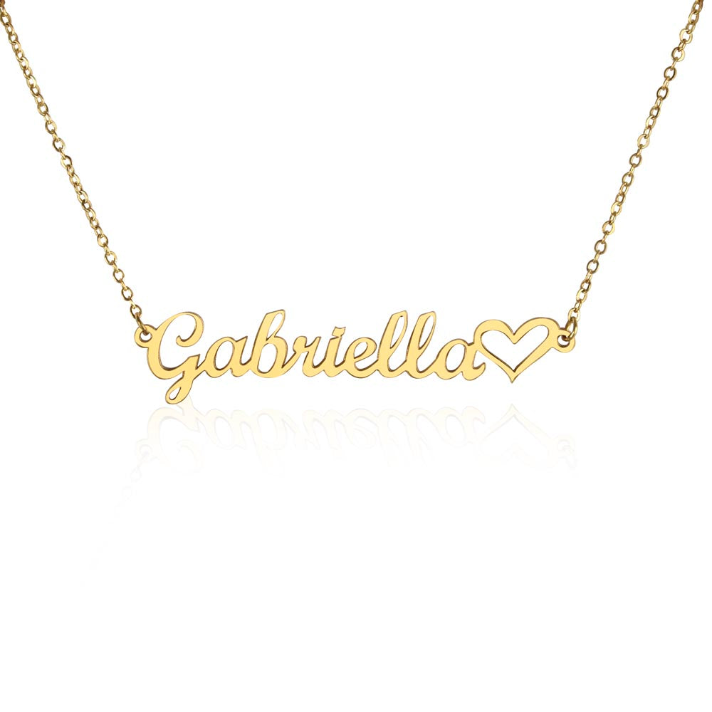 "Heartfelt Names: Custom Name Necklace with Heart"